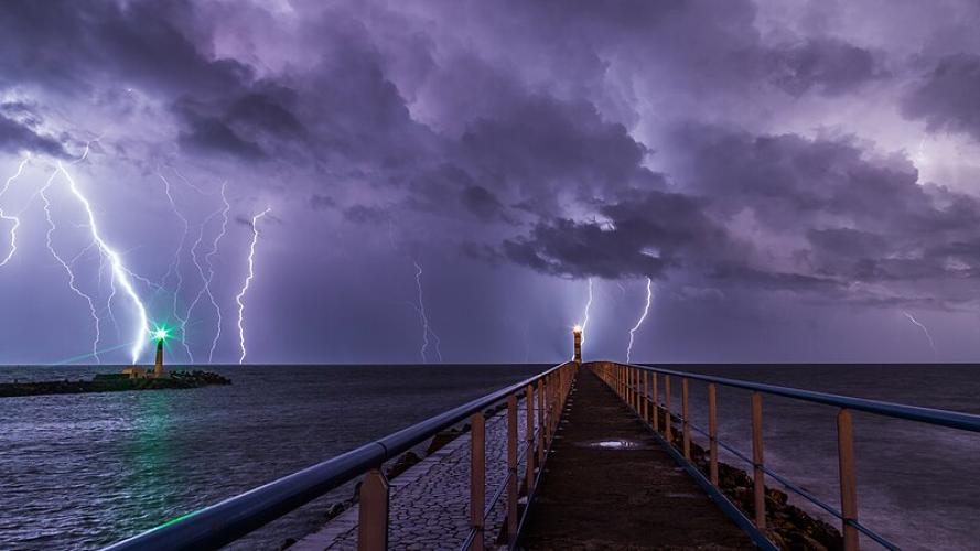 Tormenta eléctrica