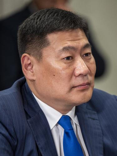 Luvsannamsrain Oyun-Erdene