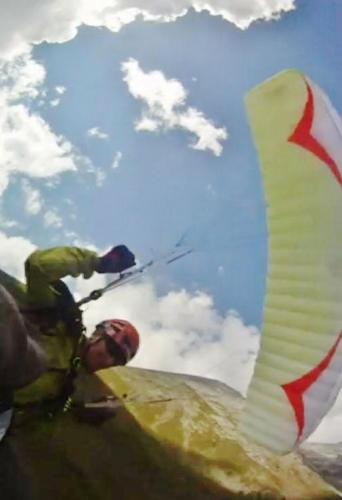 Speed flying and speed riding
