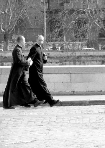 Sacerdote católico