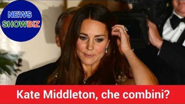 Video “Li ha dimenticati”. Kate Middleton, che combini? L’errore della duchessa sulla bocca di tutti auf Deutsch