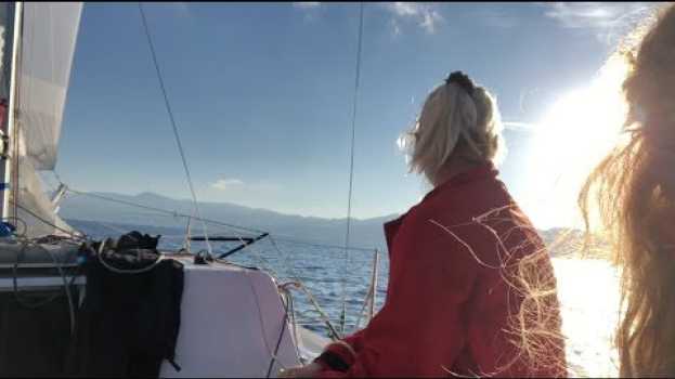 Video Sullo stretto di Messina a vela tra navi, correnti e giri di vento - Periplo d'Italia 2°parte auf Deutsch