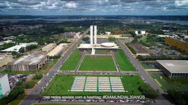 Video DIA MUNDIAL DE LUTA CONTRA A AIDS 2018 - 30 ANOS (VIDEO CASE) auf Deutsch