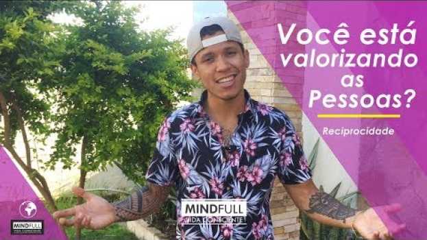Video Valorize as Pessoas primeiro! en français