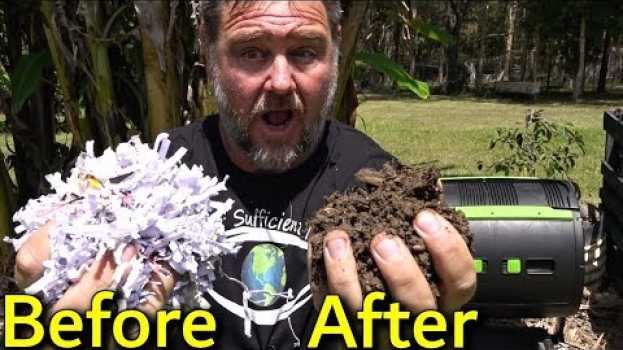 Video How to Turn Shredded Paper into Compost Garden Plant Food en français