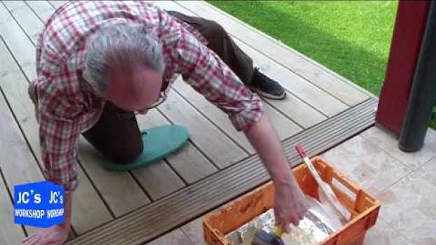 Video Comment appliquer un saturateur pour terrasse en bois ? po polsku