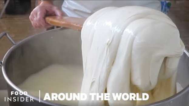 Video What Cheese Looks Like Around The World po polsku