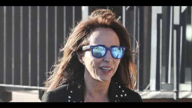Video María Patiño fue la que envió un fotógrafo para pillar a Albert Rivera y Malú juntos in English
