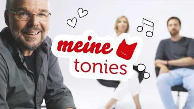 Video Eure Fragen zur Audiothek auf meinetonies – 1/3 „Allgemeine Fragen" in English