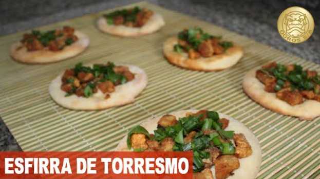 Video Esfirra de Torresmo (Receita Completa desde o Torresmo até a Massa) en français