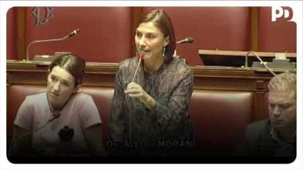 Видео Alessia Morani: serve una legge per proteggere i minori dal Ministro degli Interni Matteo Salvini на русском
