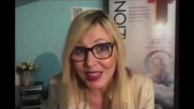 Video La stai prendendo sul personale in English
