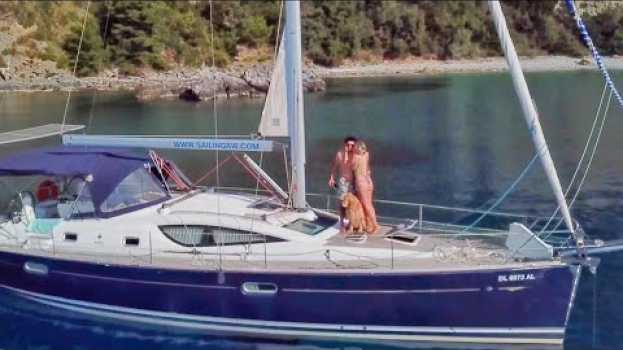 Video 113 |  Entre BRIGAS e BEIJOS ! Mulher no Comando do Veleiro - Sailing Around the World   türkçe