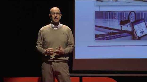Video ROBO-EXPERIENCE: connessioni tra attori e oggetti di apprendimento | Ezio Fregnan | TEDxBustoArsizio em português