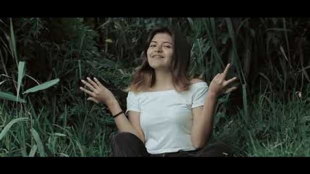 Видео Gracias a ti - Jhefrik ft J.M.R x Lizzie ( Video Oficial) на русском