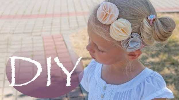 Video Very simple foamiran flowers / Очень простые цветочки из фоамирана / DIY Tsvoric in English