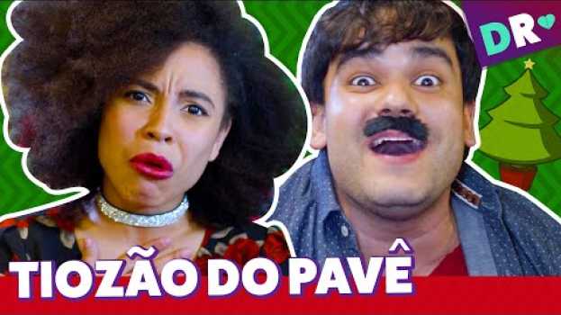Видео COISAS que toda MULHER ouve no NATAL: tipos de pessoas nas FESTAS de FIM DE ANO 🎄 на русском