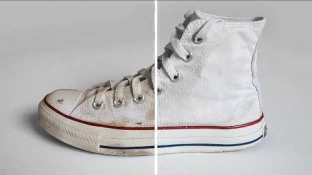 Video Comment nettoyer et blanchir ses chaussures in English