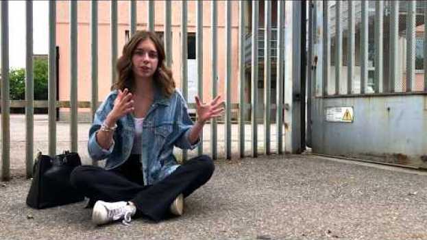 Video Arianna - Dimmi che cosa Vedi auf Deutsch
