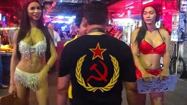 Video Таиланд. Чем заняться РУССКИМ туристам в Паттайе? Где поесть? Куда сходить на Волкин Стрит. in English