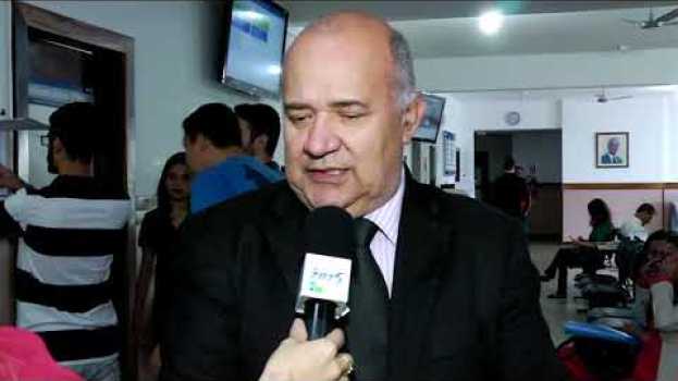 Video 2ª Vara de Vitória da Conquista comemora 13 anos en français
