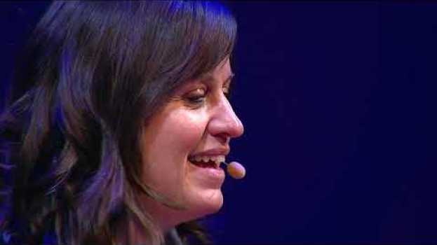 Video 5 MINUTI FUORI DAL CONVENZIONALE. FERMATI... E RESPIRA | Giusi Valentini | TEDxTrento po polsku