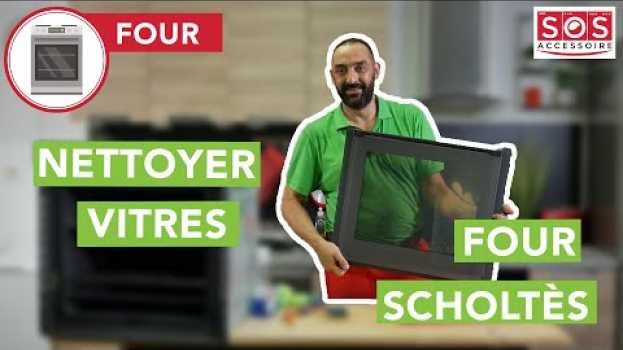 Video Nettoyer les vitres de mon four : les étapes à suivre in English