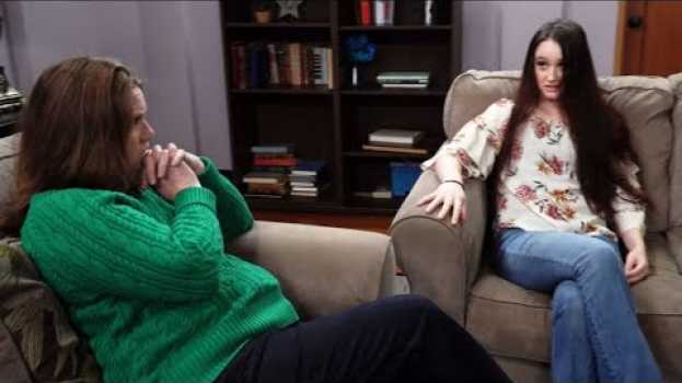 Video Young Woman Says Mom Claims She’s Been Pregnant For Almost Four Years auf Deutsch