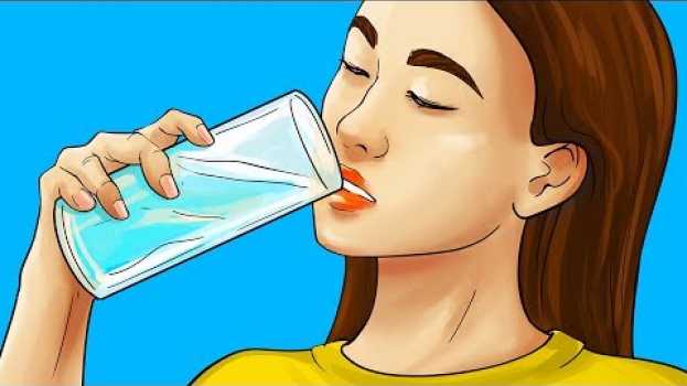 Video Why Chinese People Always Drink Hot Water en français