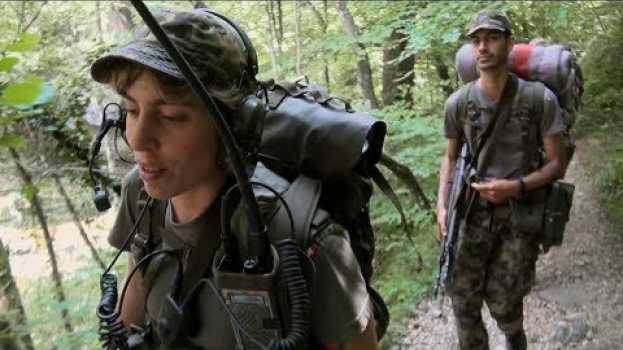 Video Section, Marche ! - Etre une femme dans l'armée suisse - A armes égales - Episode 5/7   türkçe