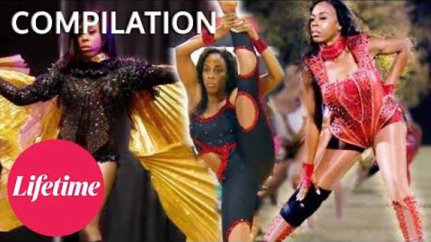 Video Bring It! - “OUR COACH CAN DANCE!” Miss D’s Best Performances (Flashback Compilation) | Lifetime po polsku