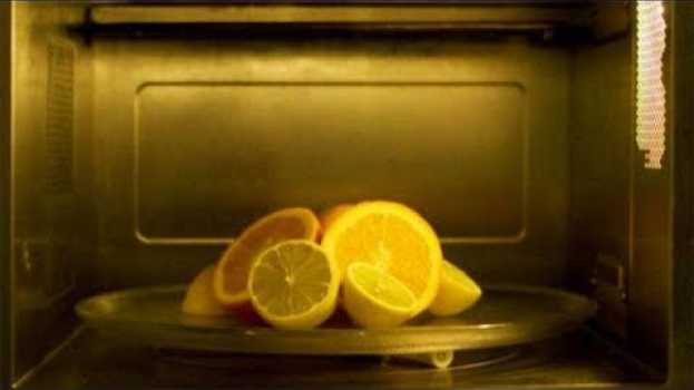 Video Metti un limone nel forno: il risultato ti sorprenderà! auf Deutsch