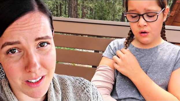 Video 😢SHE BROKE HER ARM! en español