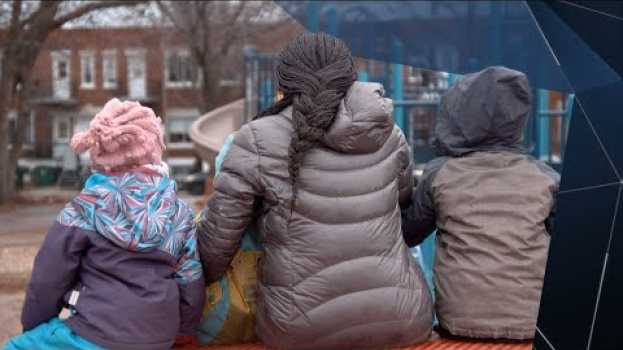 Video Séparé de ses enfants à la frontière canadienne po polsku