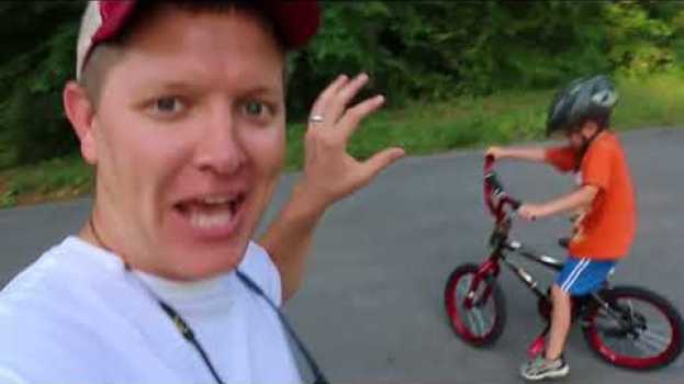 Video Bicicleta ao contrário en français