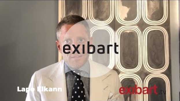 Video Lapo Elkann e Blair Thurman. Nella acqua azzurra: Garage Italia + Gagosian auf Deutsch