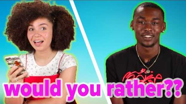 Video Teens Play Would You Rather: Social Media   türkçe