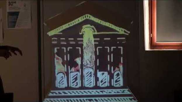 Видео [Caso d'uso] Pietro Grandi di Sensitive Mind insegna video mapping grazie a KU на русском