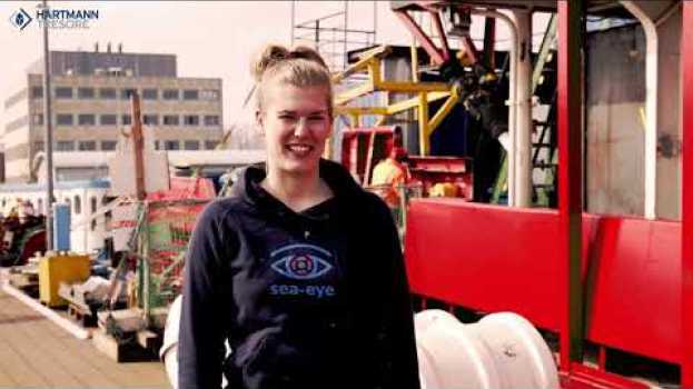 Video HARTMANN TRESORE spendet einen Tresor an Sea-Eye po polsku