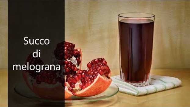 Видео succo di melograno con lo spremiagrumi: velocissimo! на русском