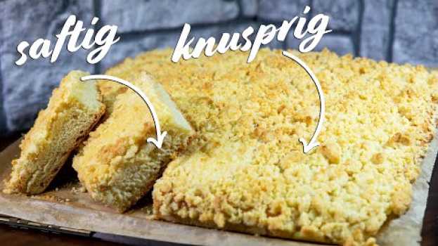 Video Wie du die geilsten STREUSEL machst | saftiger Streuselkuchen vom Blech in English