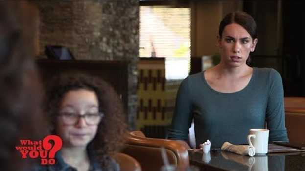 Video Mom tells transgender woman not to use women’s bathroom | WWYD en français