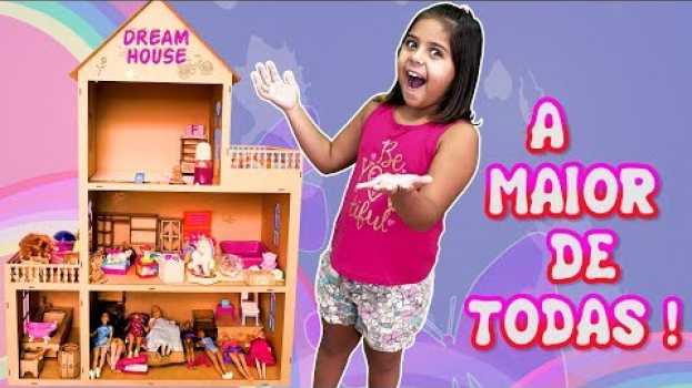 Video A MAIOR CASA DE BONECAS QUE VOCÊ JÁ VIU! po polsku