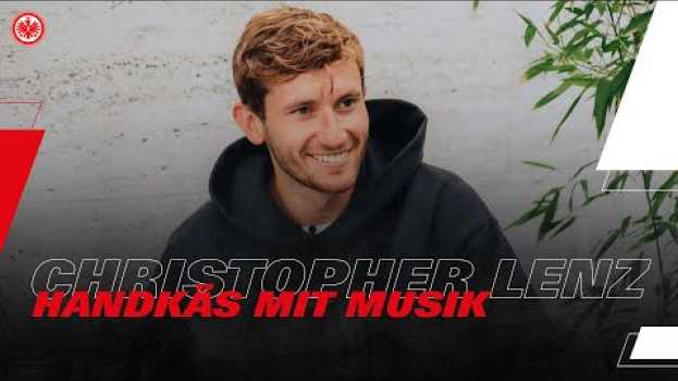 Video "Also oben ohne! Hä, was ist das für eine Frage" I Christopher Lenz bei Handkäs mit Musik en français