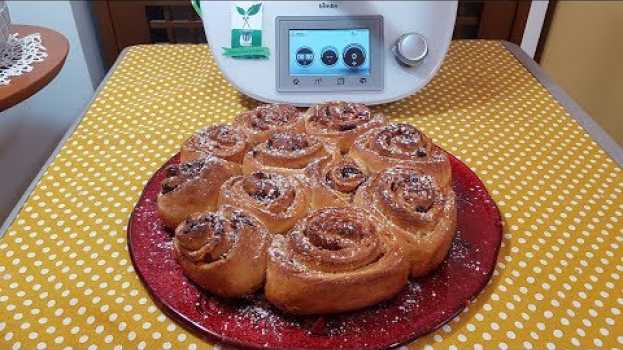 Video Torta di rose burro e marmellata per bimby TM6 TM5 TM31 auf Deutsch