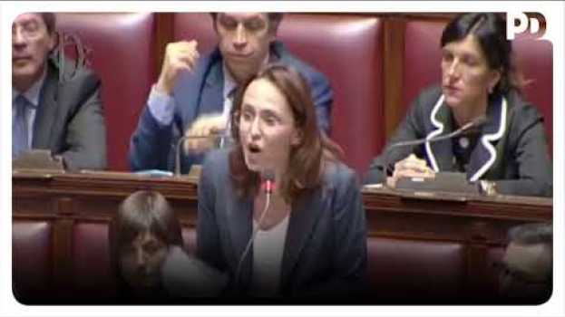 Video Lia Quartapelle: l'unica cosa che Salvini ha ottenuto è stata quella di dividere l'Unione Europea em português