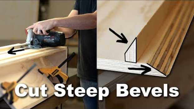Video How To Cut a Bevel Greater Than 45 Degrees | Easy Jig with a Free Plan po polsku