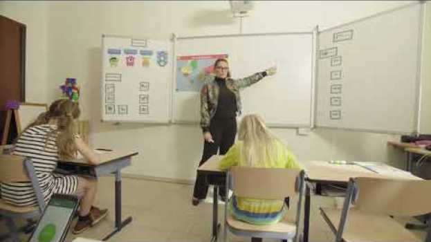 Video Epihunter demo: What is it really like to experience an epileptic absence seizure in the classroom? auf Deutsch