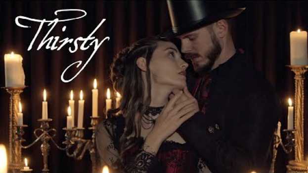 Video Thirsty (Original Dracula Song) | The Hound + The Fox   türkçe