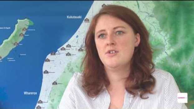 Video Science careers - a day in the work life of an environmental scientist em português